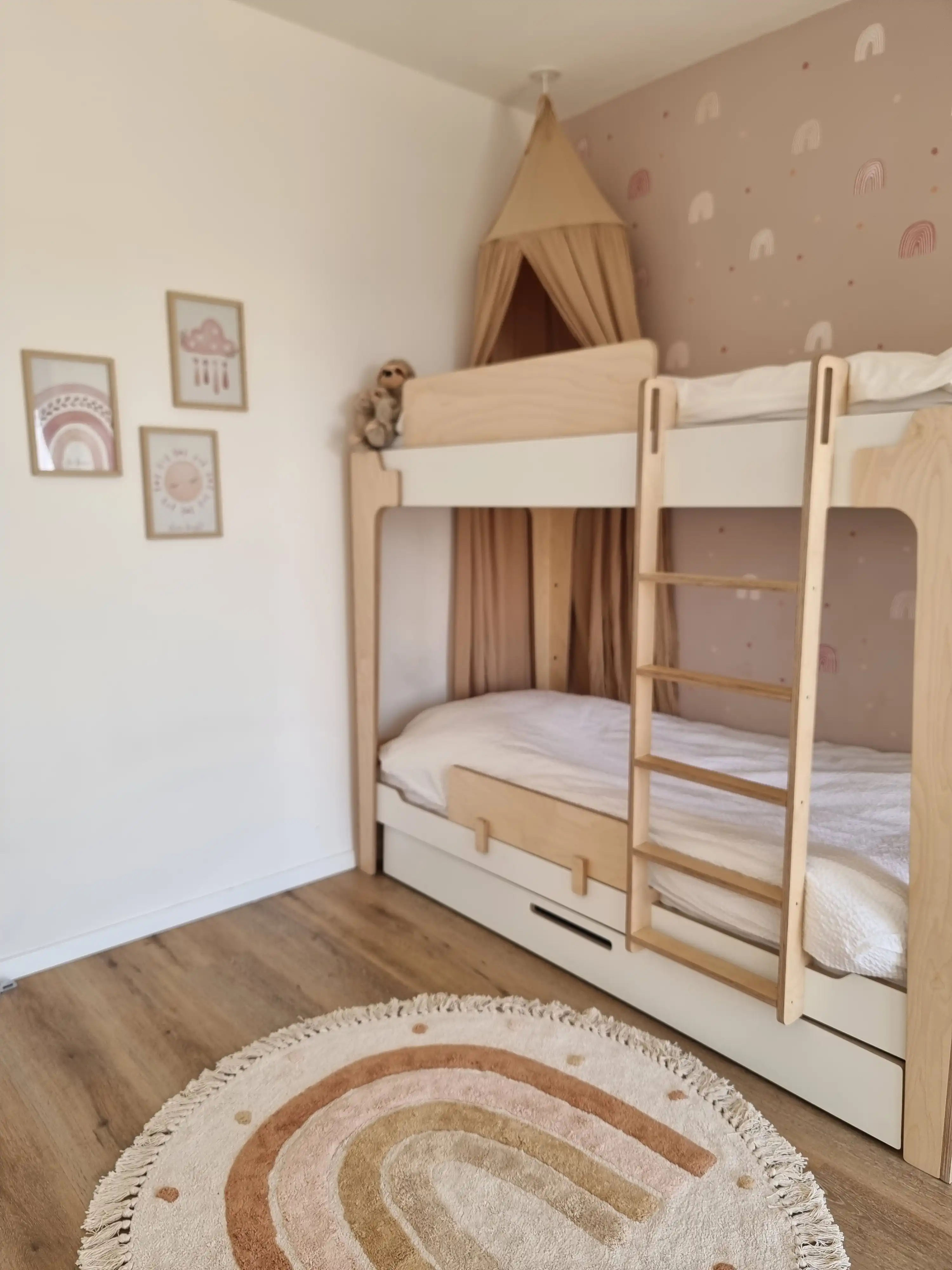 עיצוב חדר בנות מיטת עם קומותיים